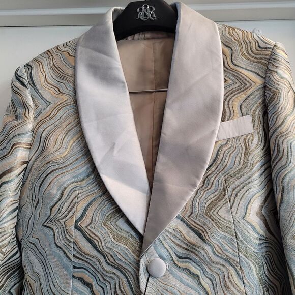 Gentlemens guru  abstract print gold and champagne tuxedo jacket and vest - Picture 8 of 16